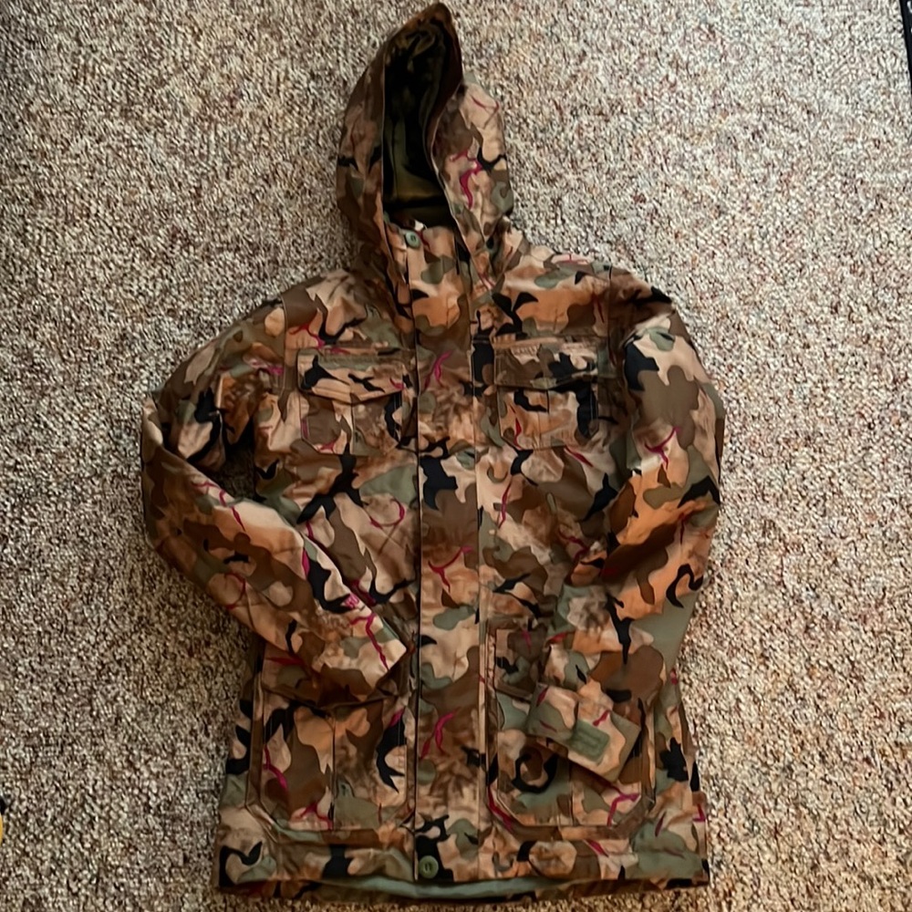 Burton snowboard women’s jacket xs Goretex